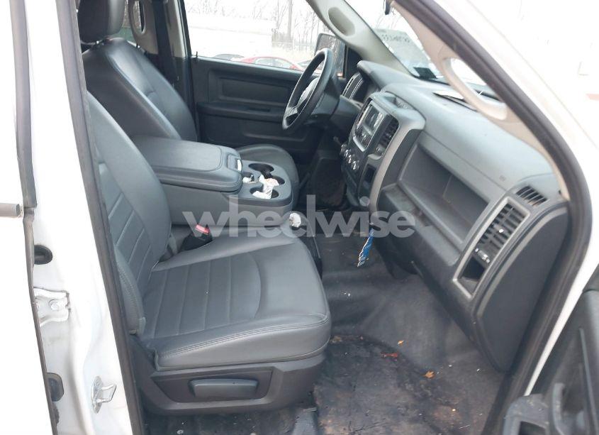 Photo 5 of 2016 Ram 1500 TRADESMAN (VIN 1C6RR7KG5GS231563)