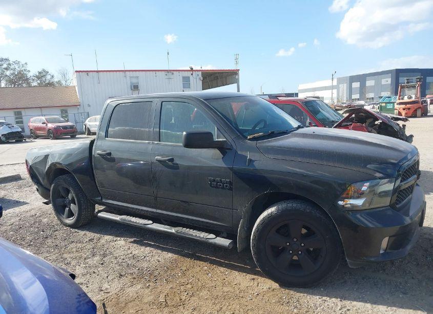 Photo 13 of 2016 Ram 1500 EXPRESS (VIN 1C6RR7KG6GS380189)