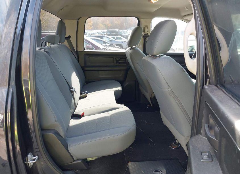 Photo 8 of 2017 Ram 1500 EXPRESS 4X4 5'7 BOX (VIN 1C6RR7KG7HS718118)