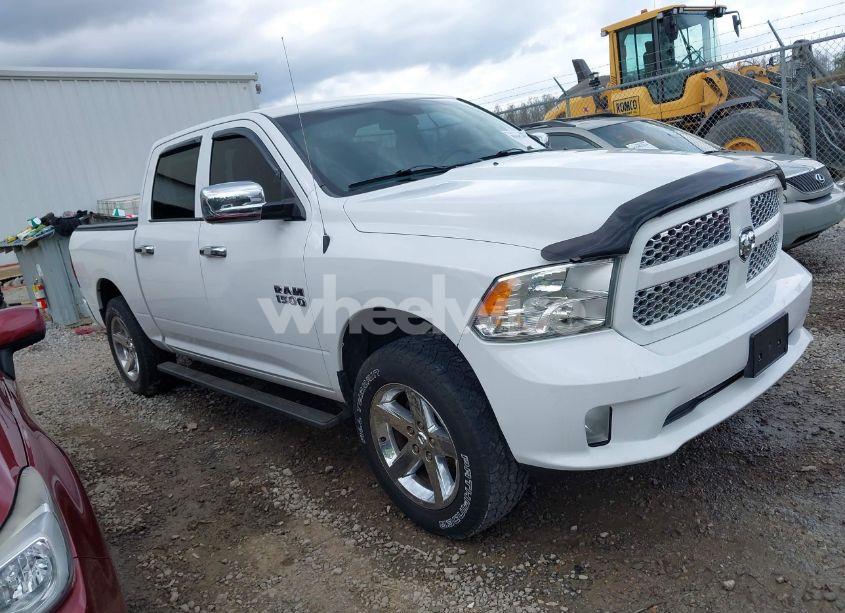 2015 Ram 1500 EXPRESS (VIN 1C6RR7KG8FS648142) main photo