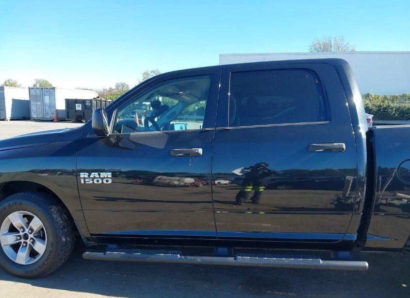 Photo 14 of 2016 Ram 1500 EXPRESS (VIN 1C6RR7KG9GS371650)