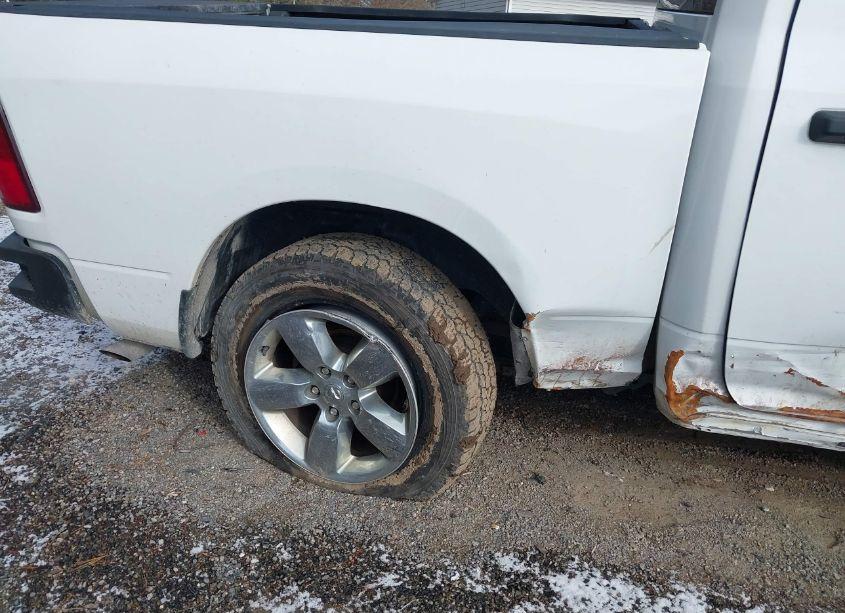 Photo 20 of 2017 Ram 1500 EXPRESS 4X4 5'7 BOX (VIN 1C6RR7KG9HS711963)