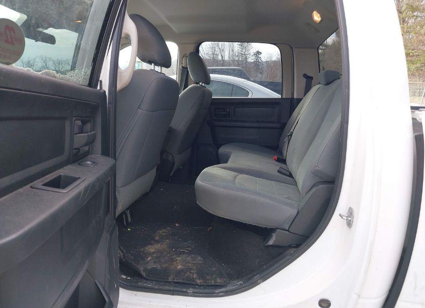 Photo 8 of 2017 Ram 1500 EXPRESS 4X4 5'7 BOX (VIN 1C6RR7KG9HS711963)