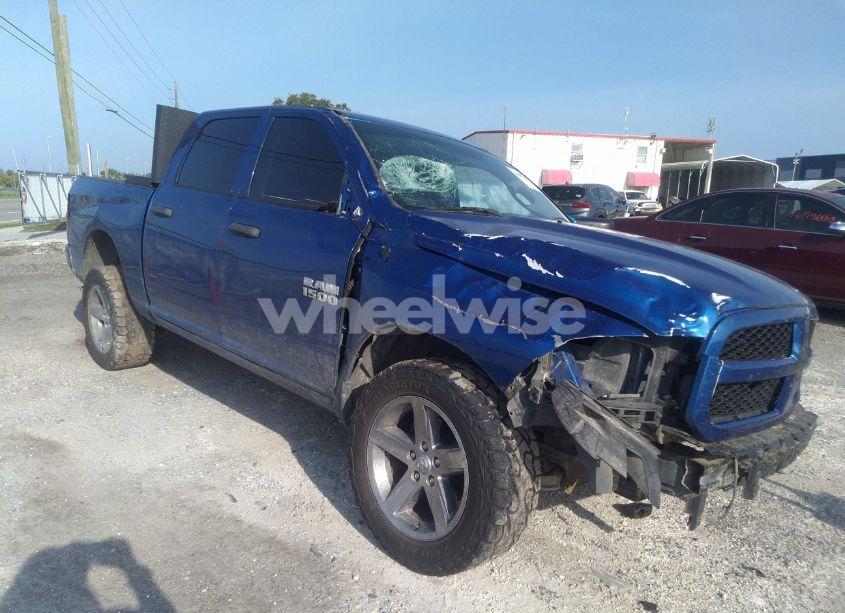 2017 Ram 1500 EXPRESS 4X4 5'7 BOX (VIN 1C6RR7KGXHS667407) main photo