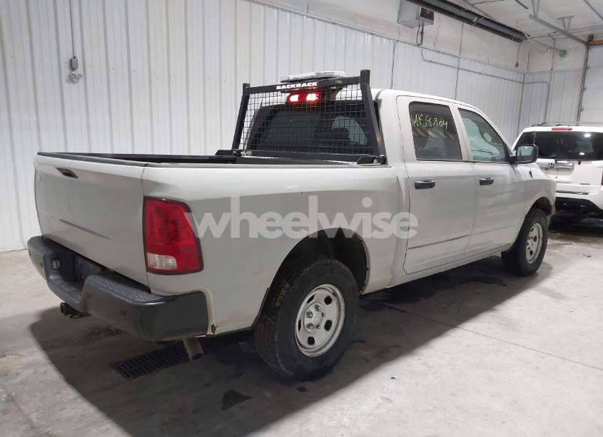 Photo 4 of 2019 Ram 1500 CLASSIC TRADESMAN 4X4 5'7 BOX (VIN 1C6RR7KGXKS746132)