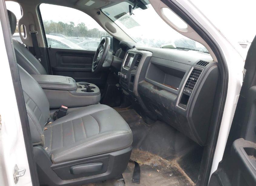 Photo 5 of 2016 Ram 1500 TRADESMAN (VIN 1C6RR7KM1GS298991)