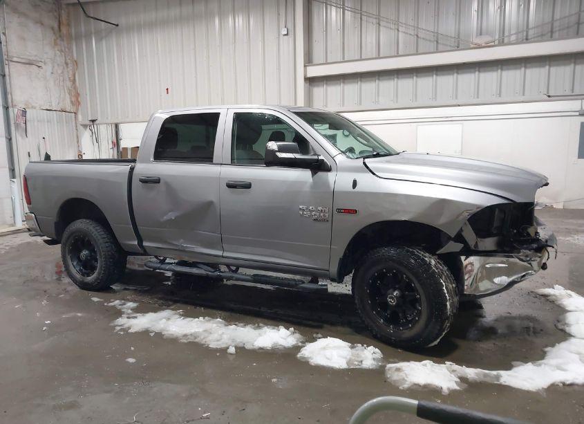 Photo 13 of 2019 Ram 1500 CLASSIC TRADESMAN 4X4 5'7 BOX (VIN 1C6RR7KM8KS751416)