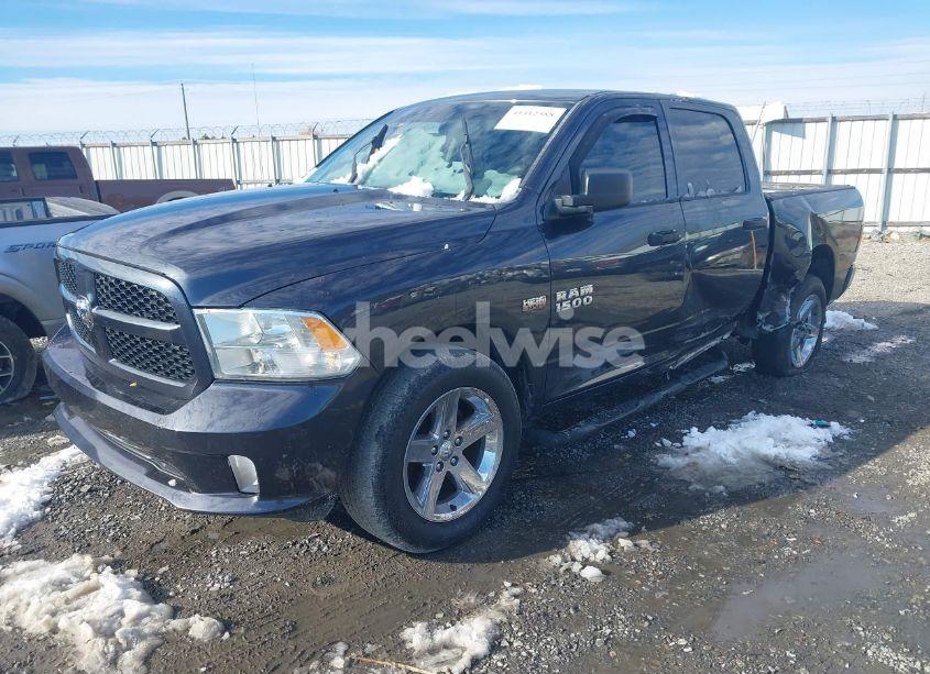 Photo 2 of 2016 Ram 1500 EXPRESS (VIN 1C6RR7KT0GS110601)