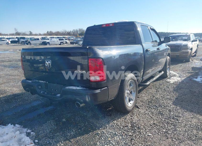 Photo 4 of 2016 Ram 1500 EXPRESS (VIN 1C6RR7KT0GS110601)