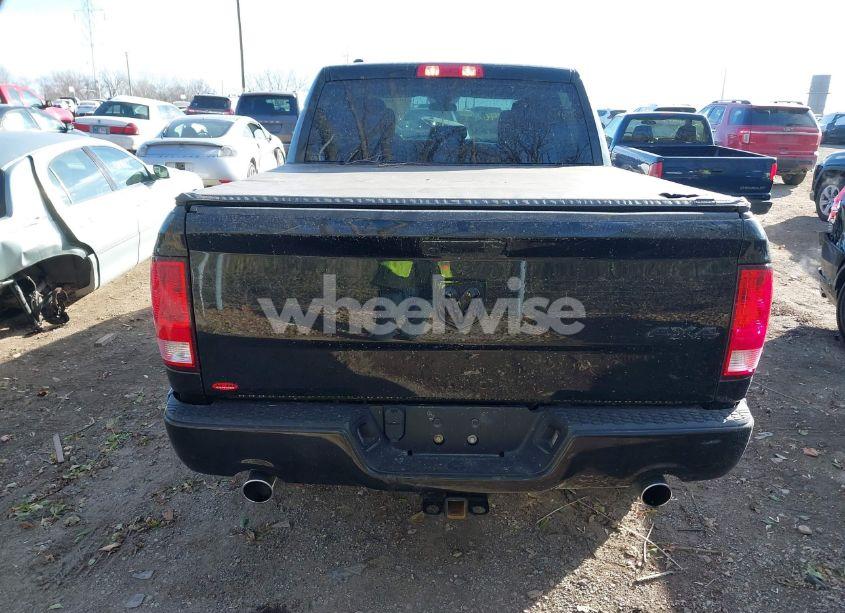 Photo 16 of 2019 Ram 1500 CLASSIC EXPRESS 4X4 5'7 BOX (VIN 1C6RR7KT0KS508822)