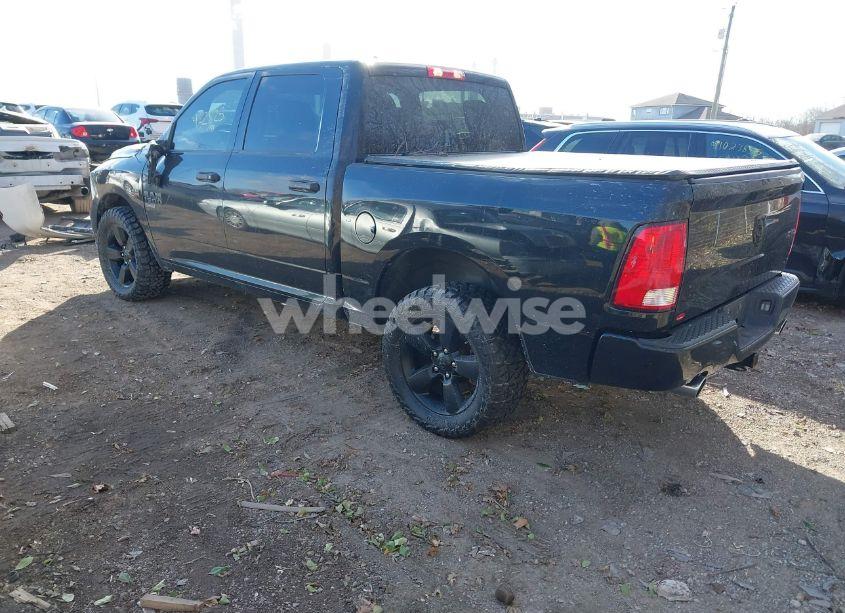 Photo 3 of 2019 Ram 1500 CLASSIC EXPRESS 4X4 5'7 BOX (VIN 1C6RR7KT0KS508822)