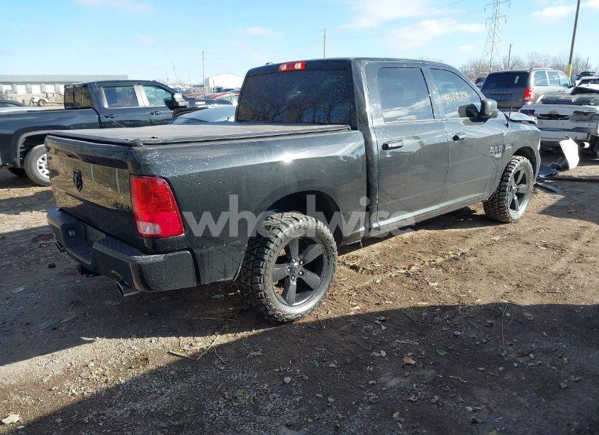 Photo 4 of 2019 Ram 1500 CLASSIC EXPRESS 4X4 5'7 BOX (VIN 1C6RR7KT0KS508822)