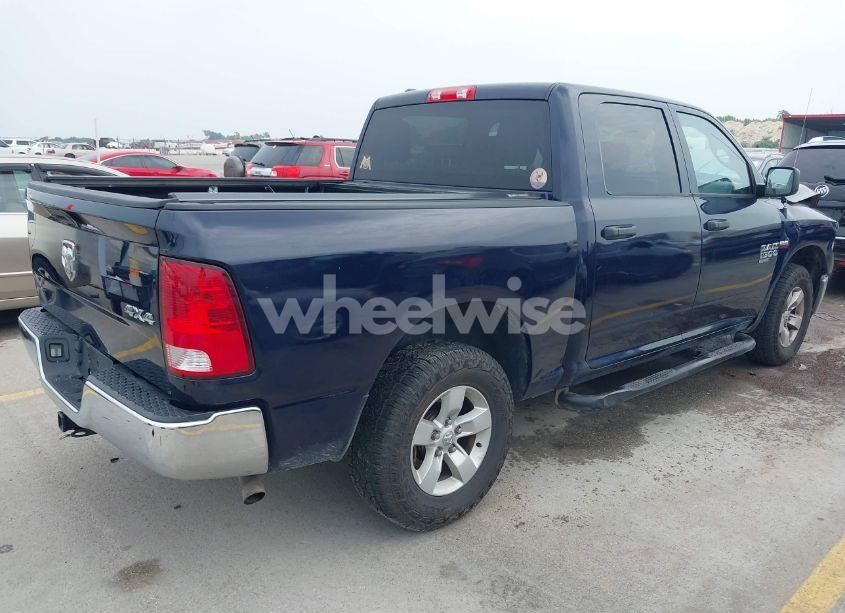 Photo 4 of 2019 Ram 1500 CLASSIC (VIN 1C6RR7KT0KS532487)