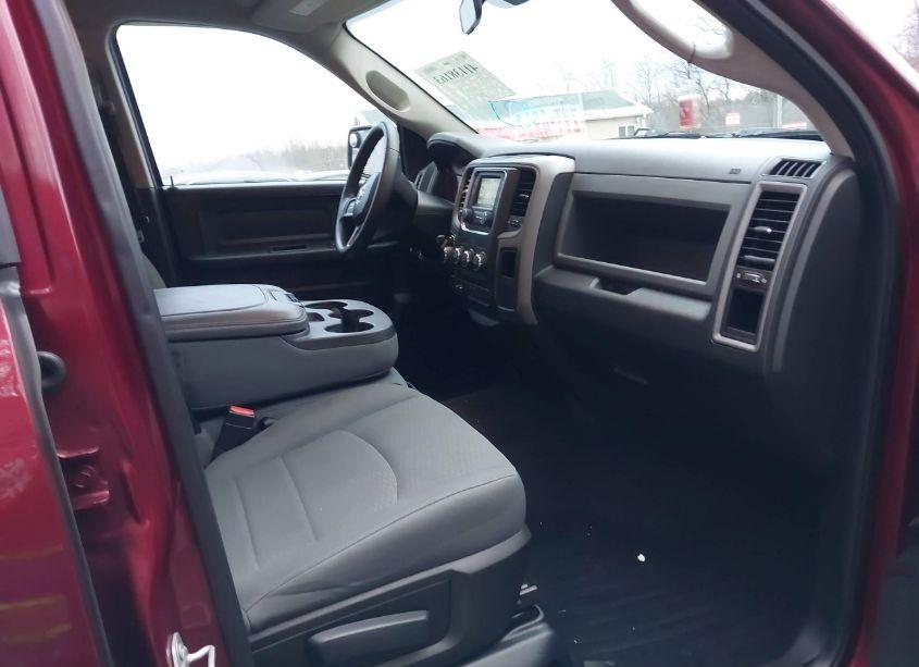 Photo 5 of 2017 Ram 1500 EXPRESS 4X4 5'7 BOX (VIN 1C6RR7KT1HS516436)