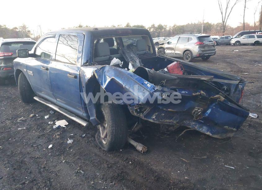 Photo 3 of 2017 Ram 1500 EXPRESS 4X4 5'7 BOX (VIN 1C6RR7KT1HS517490)