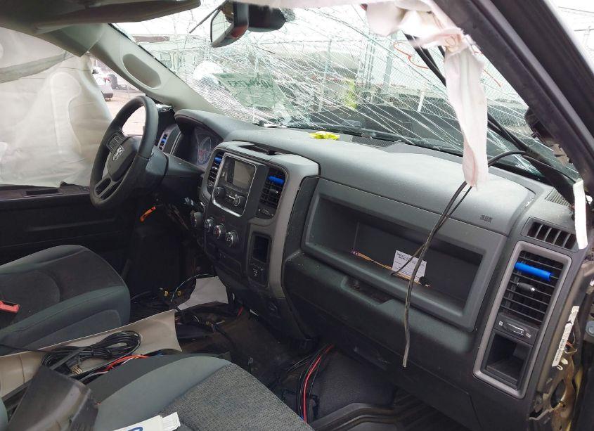 Photo 5 of 2019 Ram 1500 CLASSIC TRADESMAN 4X4 5'7 BOX (VIN 1C6RR7KT1KS667879)