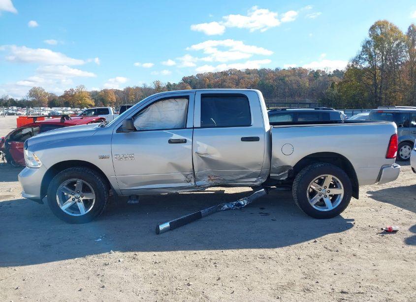 Photo 14 of 2015 Ram 1500 EXPRESS (VIN 1C6RR7KT3FS646747)