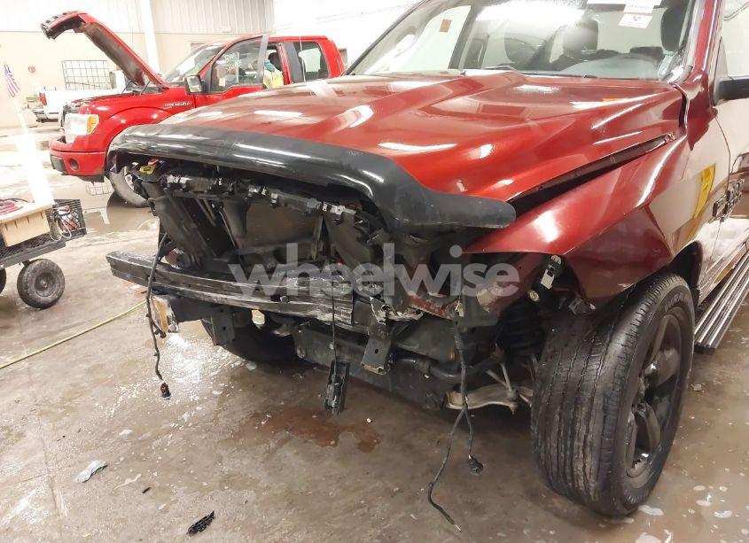 Photo 6 of 2019 Ram 1500 CLASSIC EXPRESS 4X4 5'7 BOX (VIN 1C6RR7KT3KS531401)