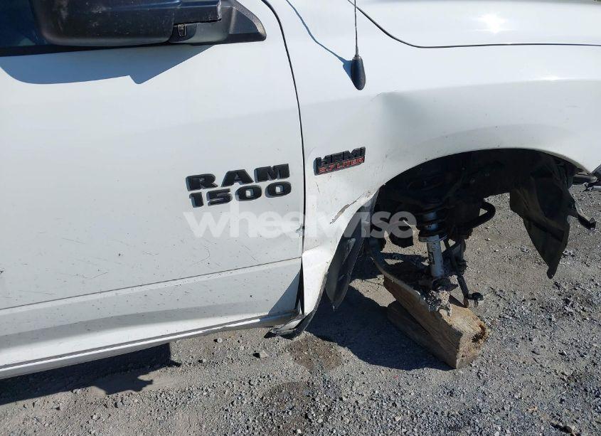 Photo 18 of 2015 Ram 1500 EXPRESS (VIN 1C6RR7KT4FS619797)