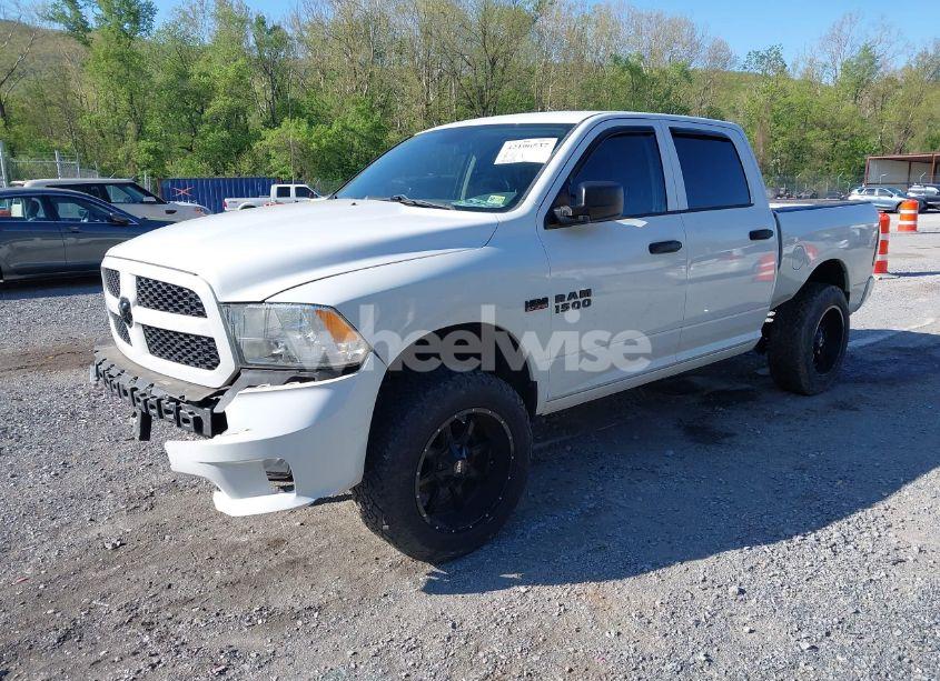 Photo 2 of 2015 Ram 1500 EXPRESS (VIN 1C6RR7KT4FS619797)