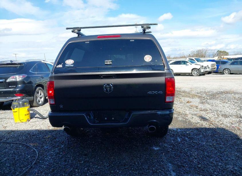 Photo 16 of 2018 Ram 1500 (VIN 1C6RR7KT4JS122760)