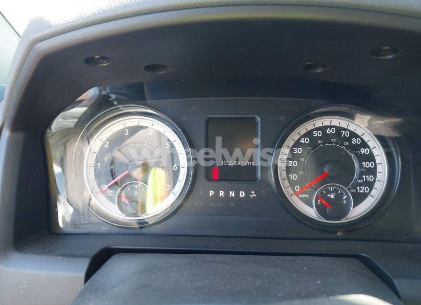 Photo 7 of 2018 Ram 1500 EXPRESS 4X4 5'7 BOX (VIN 1C6RR7KT4JS222745)