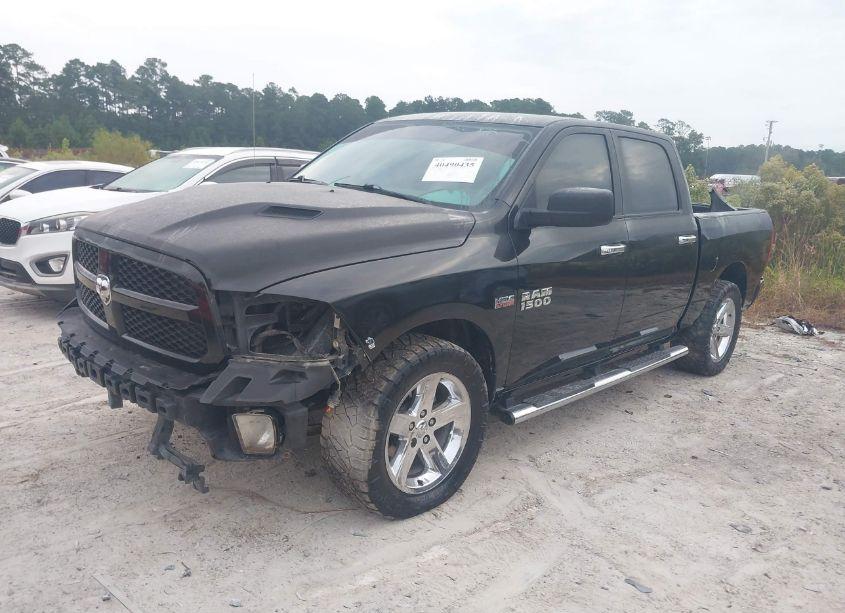 Photo 2 of 2015 Ram 1500 EXPRESS (VIN 1C6RR7KT5FS658026)