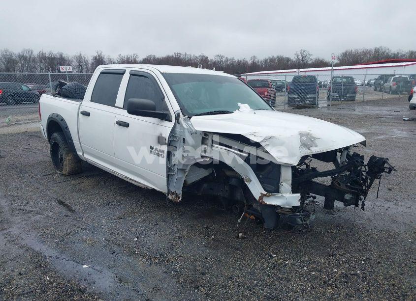 2015 Ram 1500 EXPRESS (VIN 1C6RR7KT6FS689219) main photo