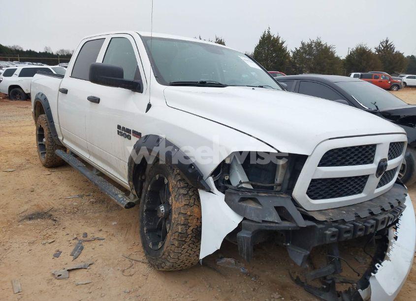 2016 Ram 1500 EXPRESS (VIN 1C6RR7KT6GS157065) main photo