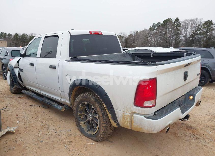 Photo 3 of 2016 Ram 1500 EXPRESS (VIN 1C6RR7KT6GS157065)