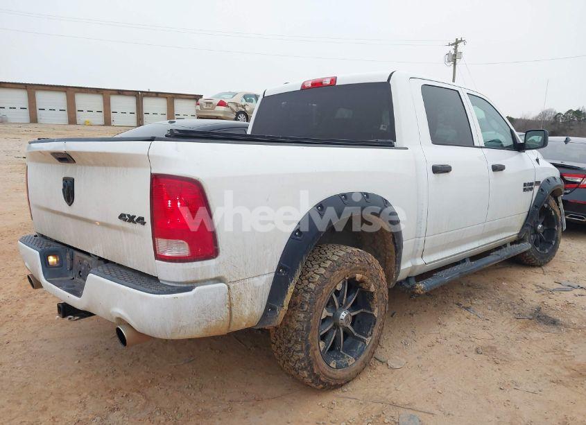 Photo 4 of 2016 Ram 1500 EXPRESS (VIN 1C6RR7KT6GS157065)