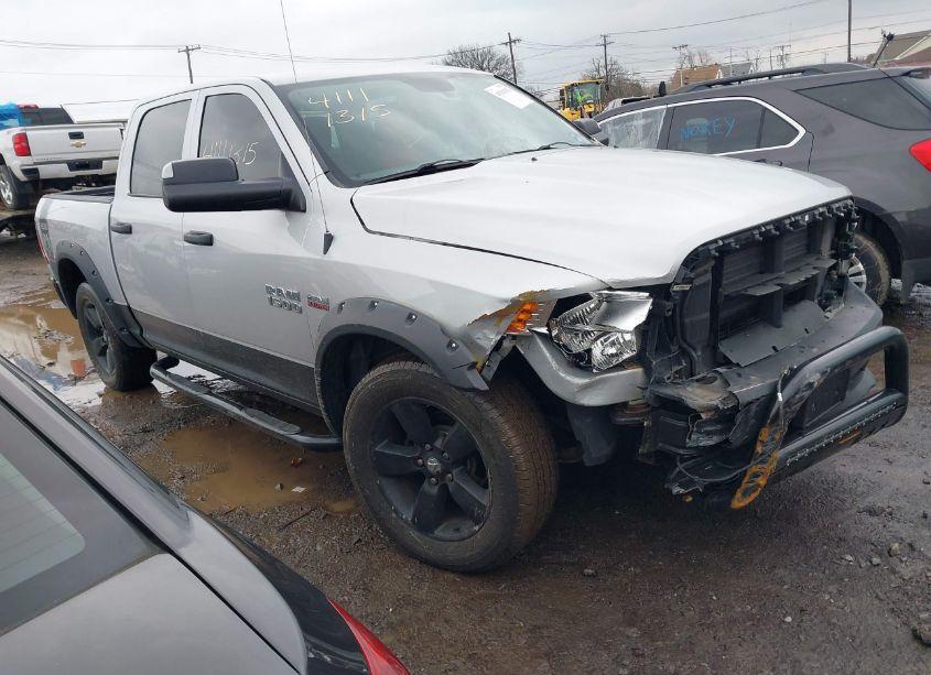 2015 Ram 1500 EXPRESS (VIN 1C6RR7KT7FS544657) main photo