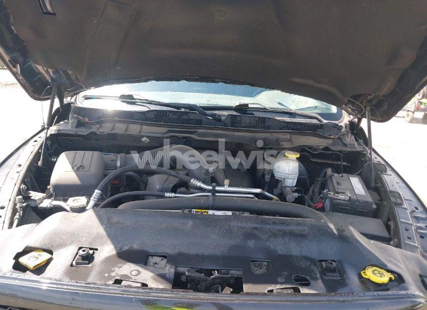 Photo 10 of 2019 Ram 1500 CLASSIC EXPRESS 4X4 5'7 BOX (VIN 1C6RR7KT7KS519977)