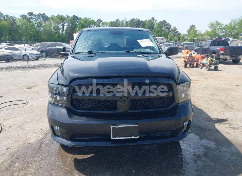 Photo 12 of 2019 Ram 1500 CLASSIC EXPRESS 4X4 5'7 BOX (VIN 1C6RR7KT7KS519977)