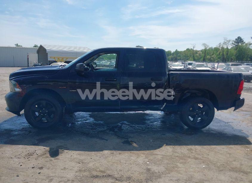 Photo 14 of 2019 Ram 1500 CLASSIC EXPRESS 4X4 5'7 BOX (VIN 1C6RR7KT7KS519977)