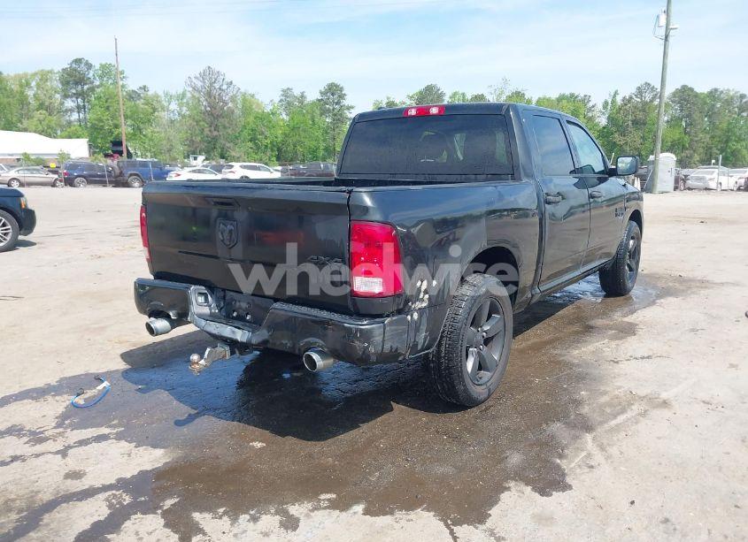 Photo 4 of 2019 Ram 1500 CLASSIC EXPRESS 4X4 5'7 BOX (VIN 1C6RR7KT7KS519977)