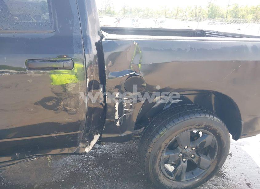 Photo 6 of 2019 Ram 1500 CLASSIC EXPRESS 4X4 5'7 BOX (VIN 1C6RR7KT7KS519977)