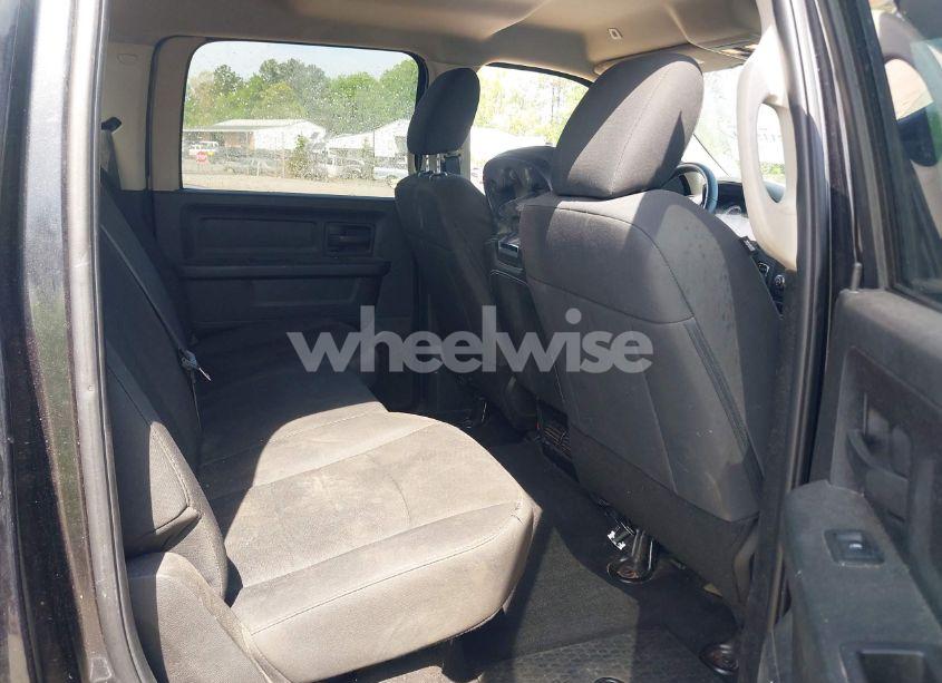 Photo 8 of 2019 Ram 1500 CLASSIC EXPRESS 4X4 5'7 BOX (VIN 1C6RR7KT7KS519977)