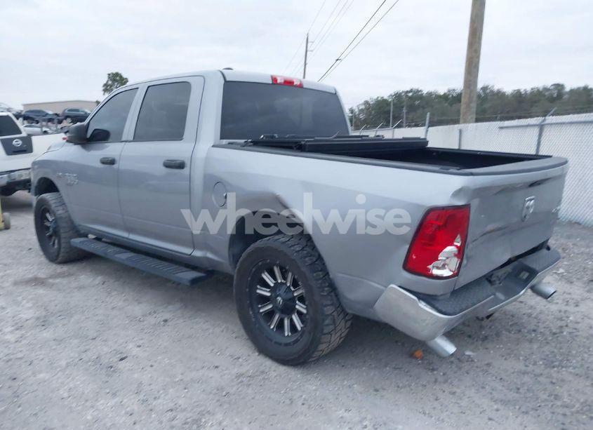 Photo 3 of 2019 Ram 1500 CLASSIC TRADESMAN 4X4 5'7 BOX (VIN 1C6RR7KT7KS743055)