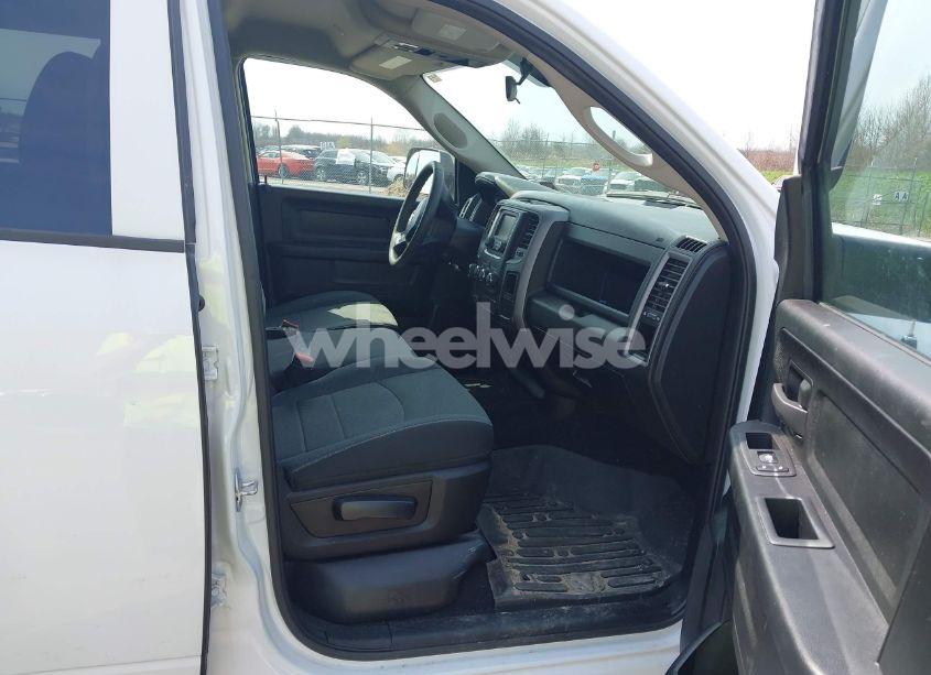 Photo 5 of 2021 Ram 1500 CLASSIC TRADESMAN 4X4 5'7 BOX (VIN 1C6RR7KT7MS572861)