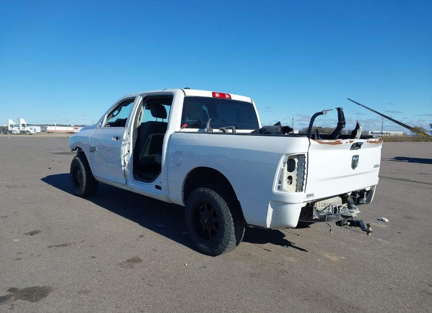 Photo 3 of 2019 Ram 1500 CLASSIC TRADESMAN 4X4 5'7 BOX (VIN 1C6RR7KT8KS598852)