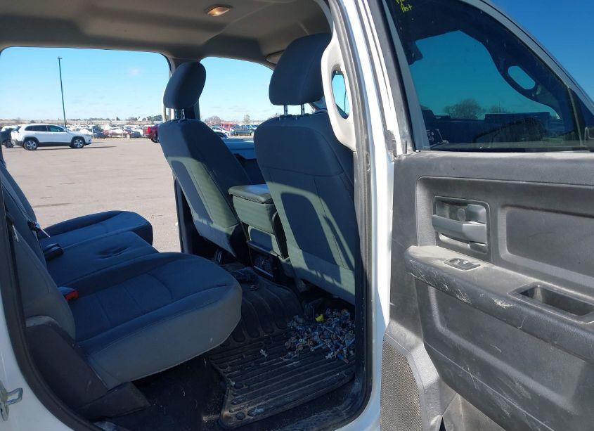 Photo 8 of 2019 Ram 1500 CLASSIC TRADESMAN 4X4 5'7 BOX (VIN 1C6RR7KT8KS598852)