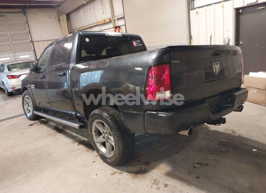 Photo 3 of 2016 Ram 1500 EXPRESS (VIN 1C6RR7KT9GS156623)