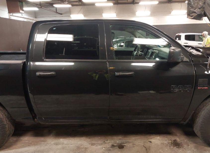 Photo 13 of 2016 Ram 1500 EXPRESS (VIN 1C6RR7KT9GS156685)