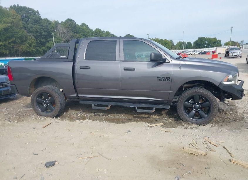 Photo 14 of 2017 Ram 1500 EXPRESS 4X4 5'7 BOX (VIN 1C6RR7KT9HS698922)