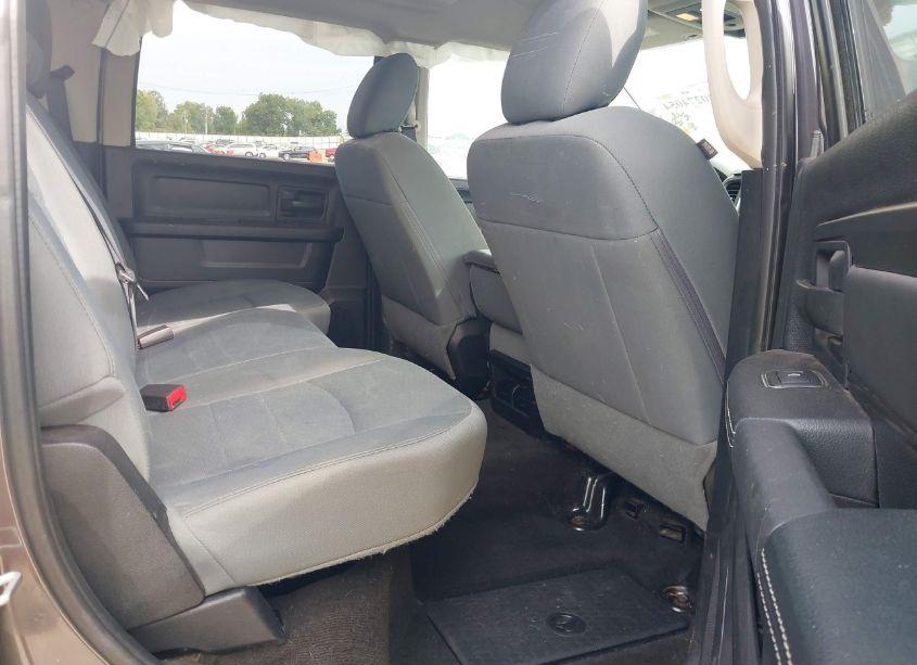 Photo 8 of 2017 Ram 1500 EXPRESS 4X4 5'7 BOX (VIN 1C6RR7KT9HS698922)