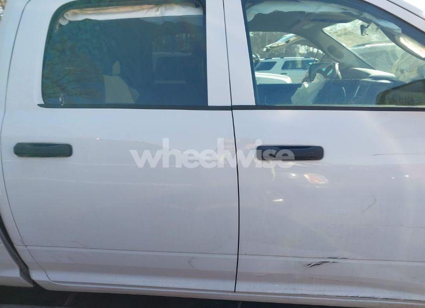 Photo 14 of 2018 Ram 1500 EXPRESS 4X4 5'7 BOX (VIN 1C6RR7KT9JS113486)