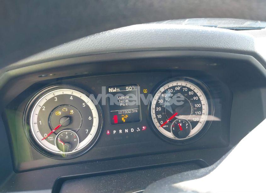 Photo 7 of 2018 Ram 1500 EXPRESS 4X4 5'7 BOX (VIN 1C6RR7KT9JS113486)