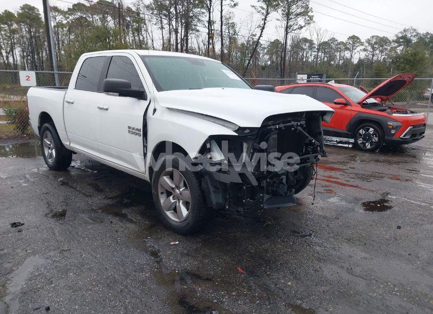 2018 Ram 1500 BIG HORN 4X4 5'7 BOX (VIN 1C6RR7LG0JS134793) main photo