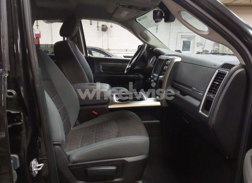 Photo 5 of 2018 Ram 1500 BIG HORN 4X4 5'7 BOX (VIN 1C6RR7LG0JS352281)